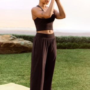 glowzone™ Hybrid Straight Leg Pant 29
